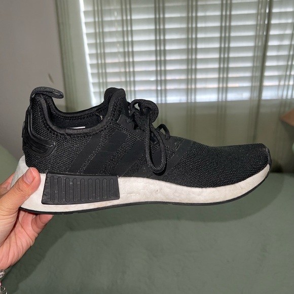 Women’s Black Adidas NMDs Size 6 - Picture 2 of 7